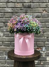 Цветочная композиция из Гипсофила и Розы в шляпной коробке #REPLACE_PRED# Дубровке Брянской области