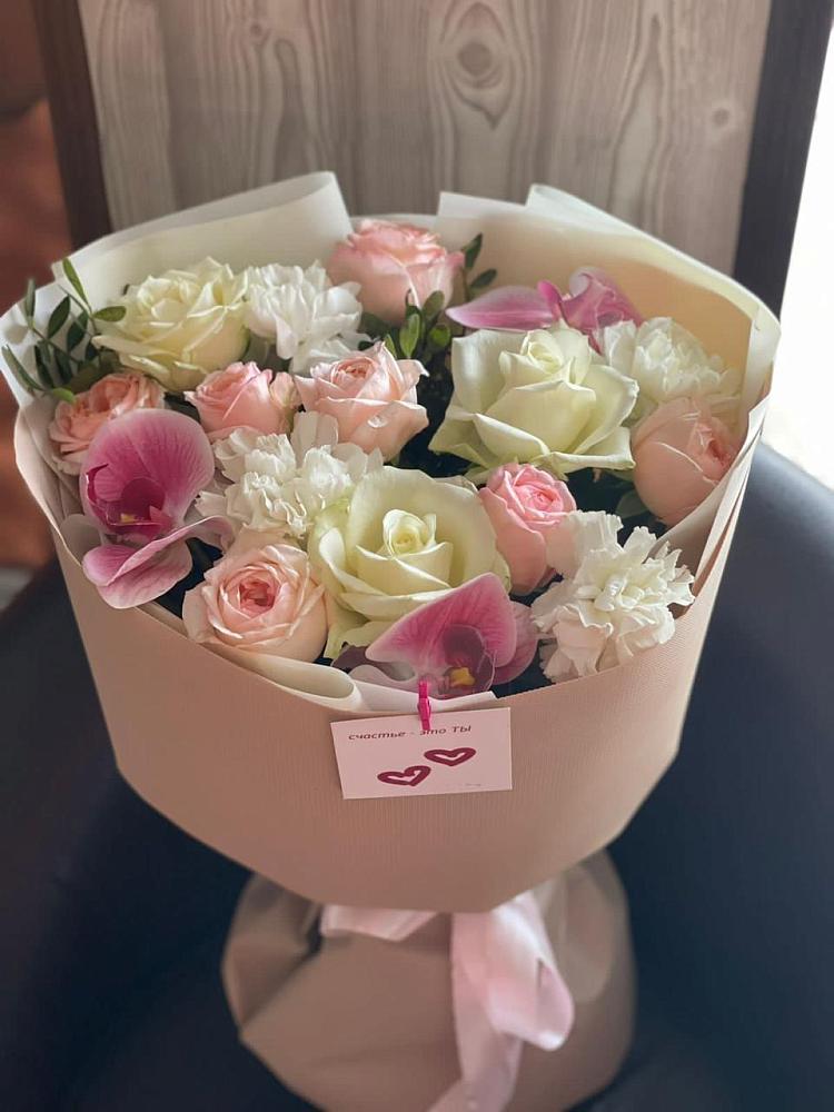 Букет цветов из: Орхидеи, Розы и Гвоздики в Дубровке Брянской области