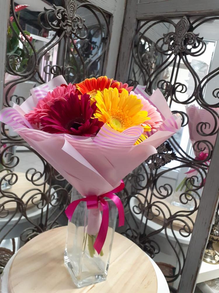 Букет цветов из: Герберы в Дубровке Брянской области