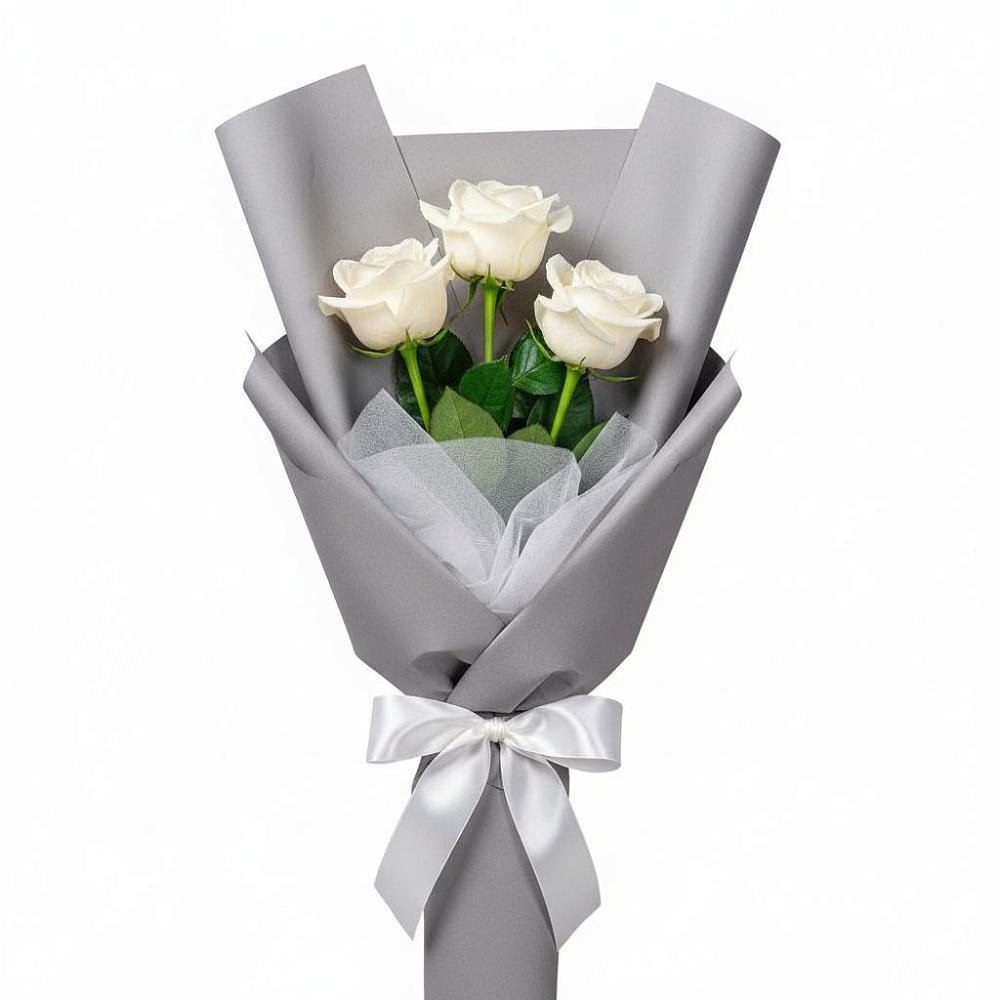 Букет 3 белые розы в Дубровке Брянской области