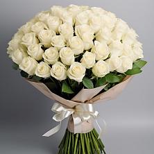 Букет 101 беля роза Белоснежка в Дубровке Брянской области