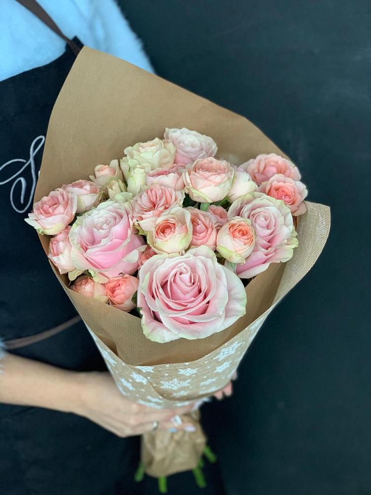 Букет цветов из: Хризантемы и Розы в Дубровке Брянской области