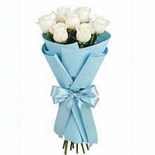 Букет 7 белых роз Проуд в Дубровке Брянской области