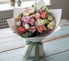 Букет цветов из:  Розы, Лизиантусы и Гвоздики в Дубровке Брянской области