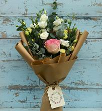 Букет цветов из:  Розы и Лизиантусы в Дубровке Брянской области