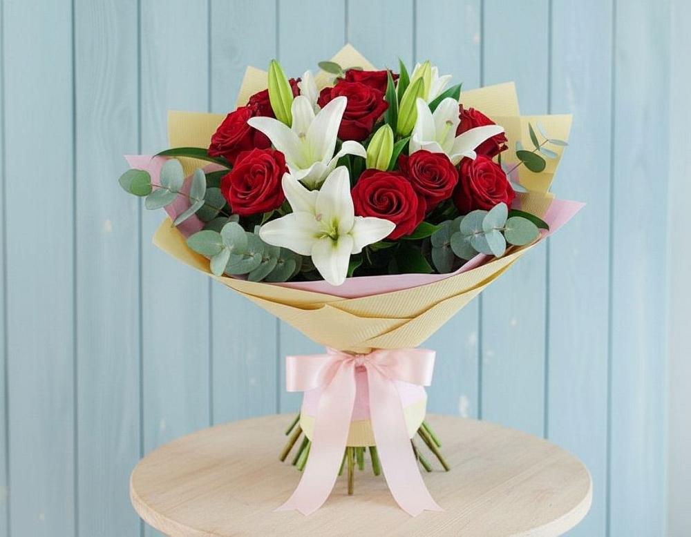 Букет цветов из: Лилии и Розы в Дубровке Брянской области